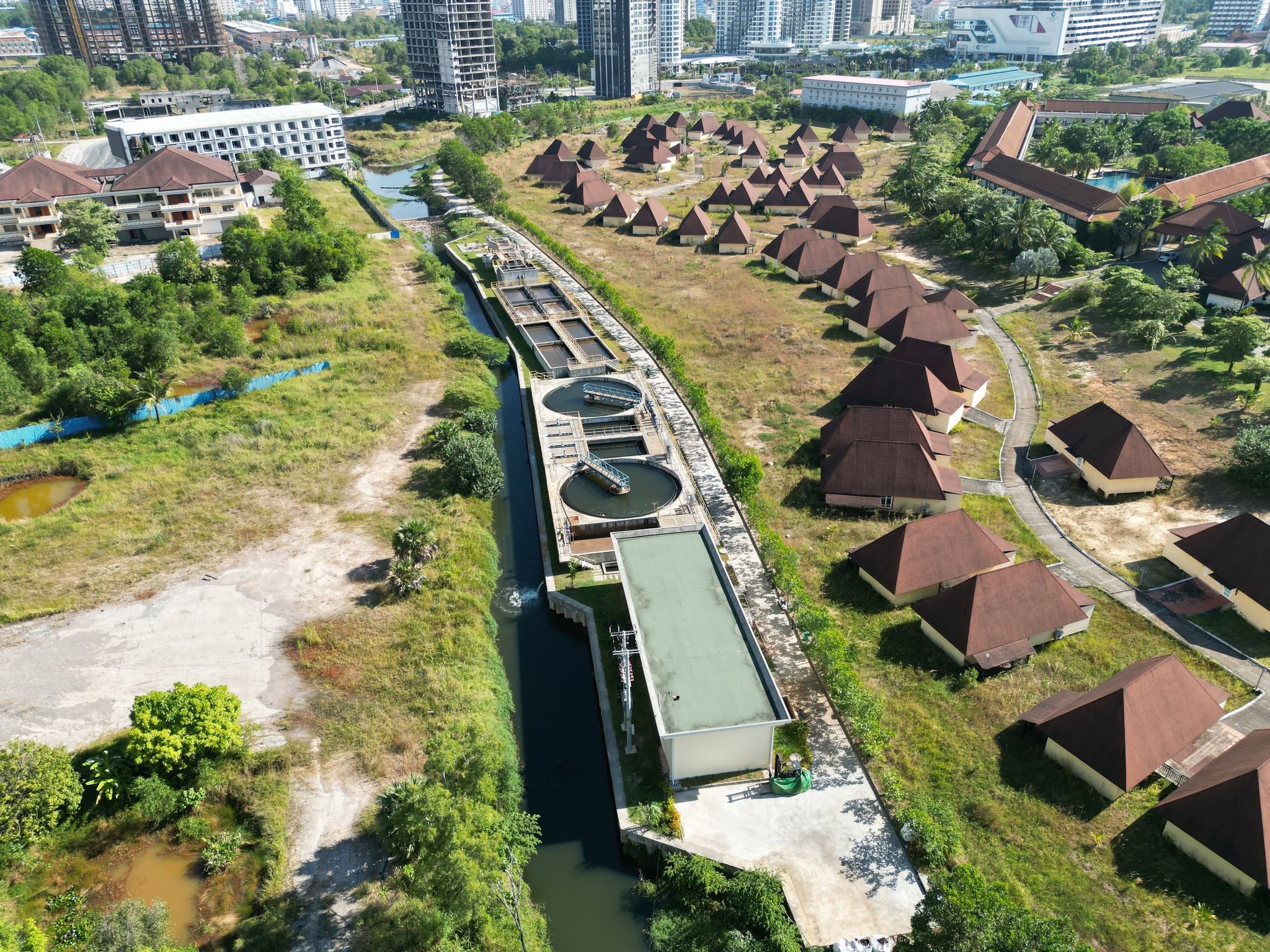 Wastewater Treatment 2 at SHV, 7200 m3-day, ~ 4000 m2 - Image 3